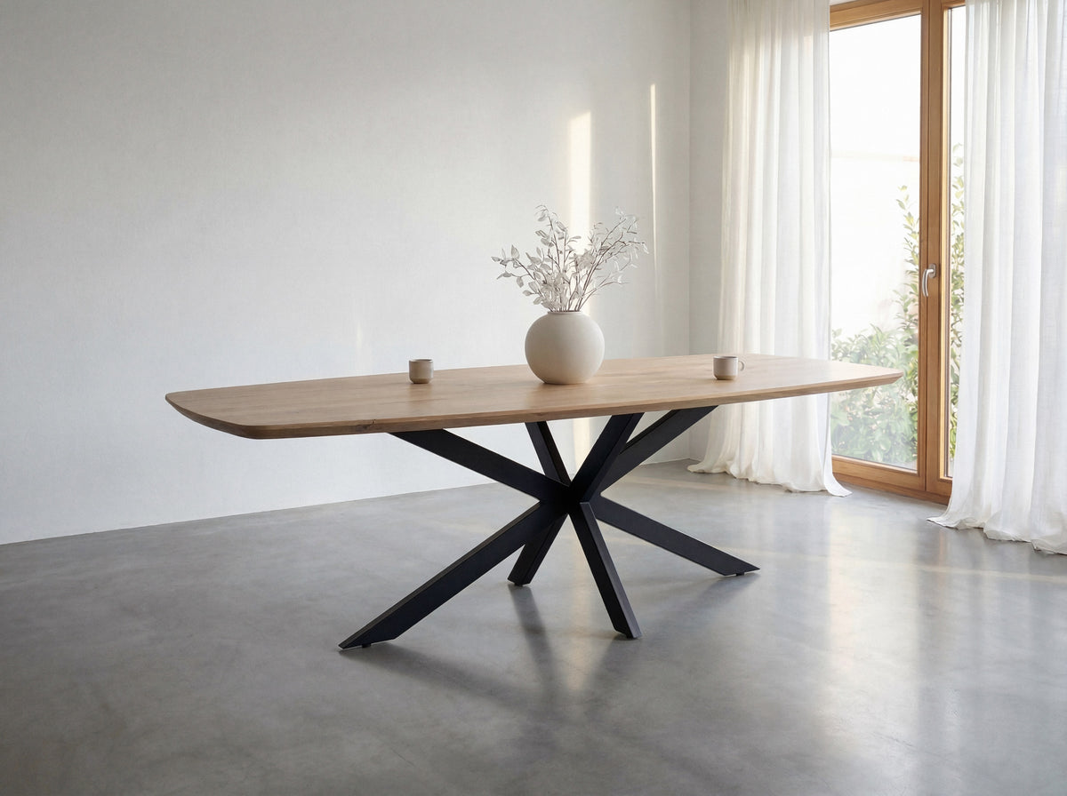 Deens ovale eiken tafel met spinpoot | Massief eiken eettafel – PUUR ...