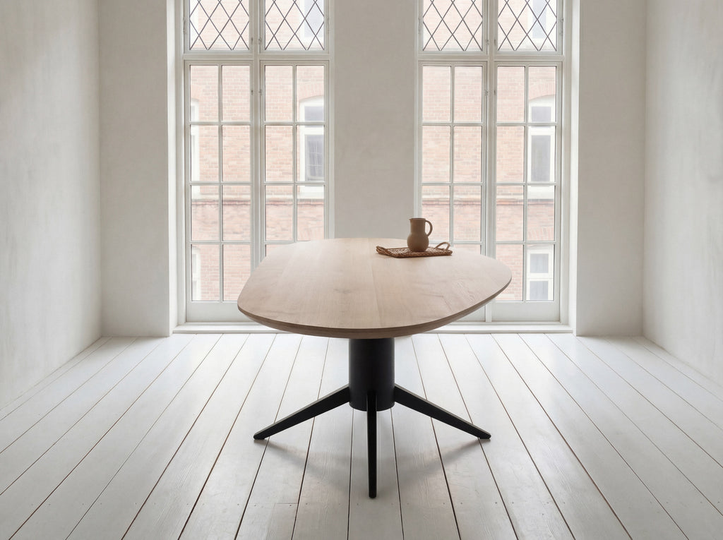 Organische eiken eettafel Leif