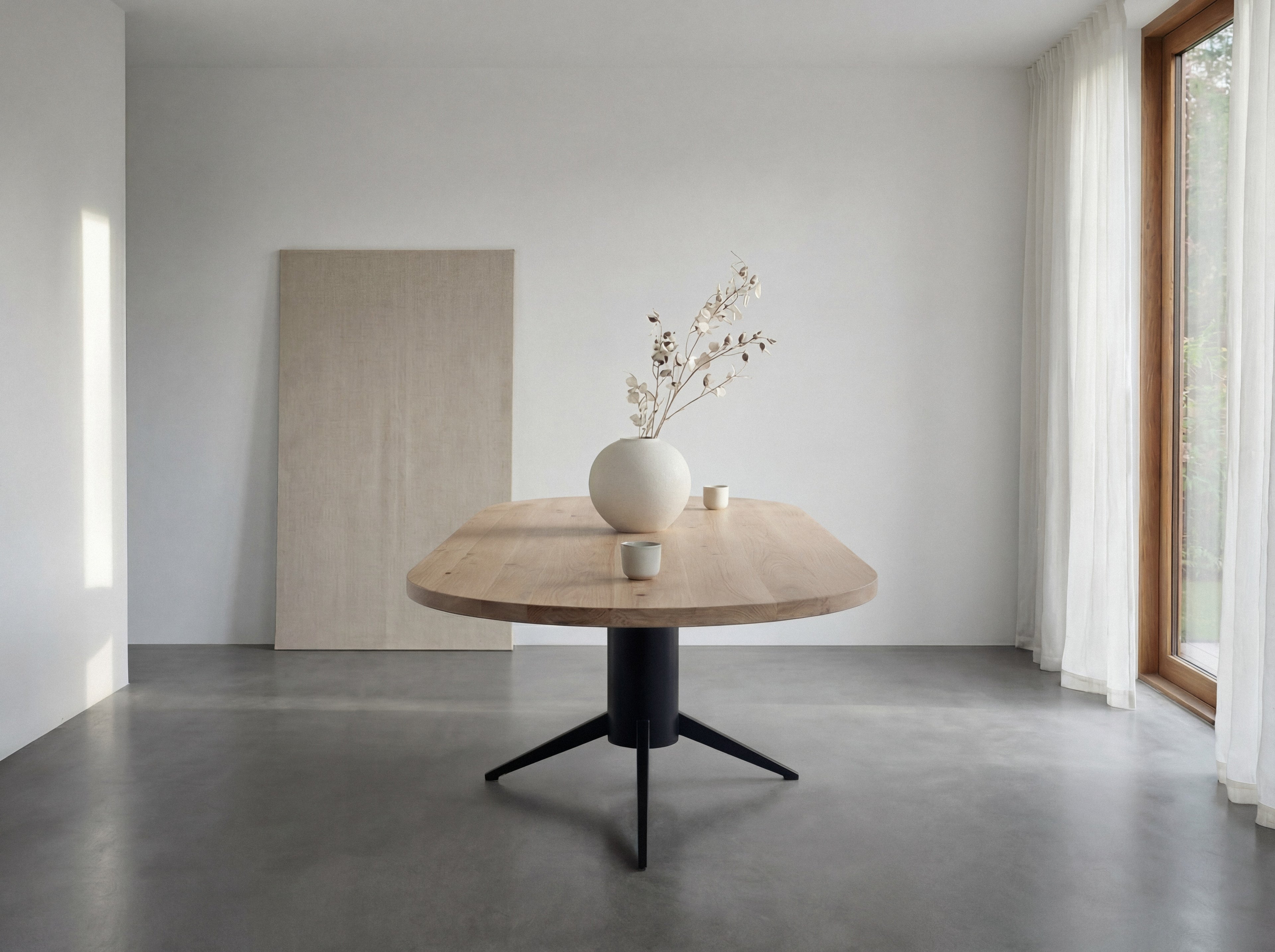 Plat ovale eiken eettafel Sverre