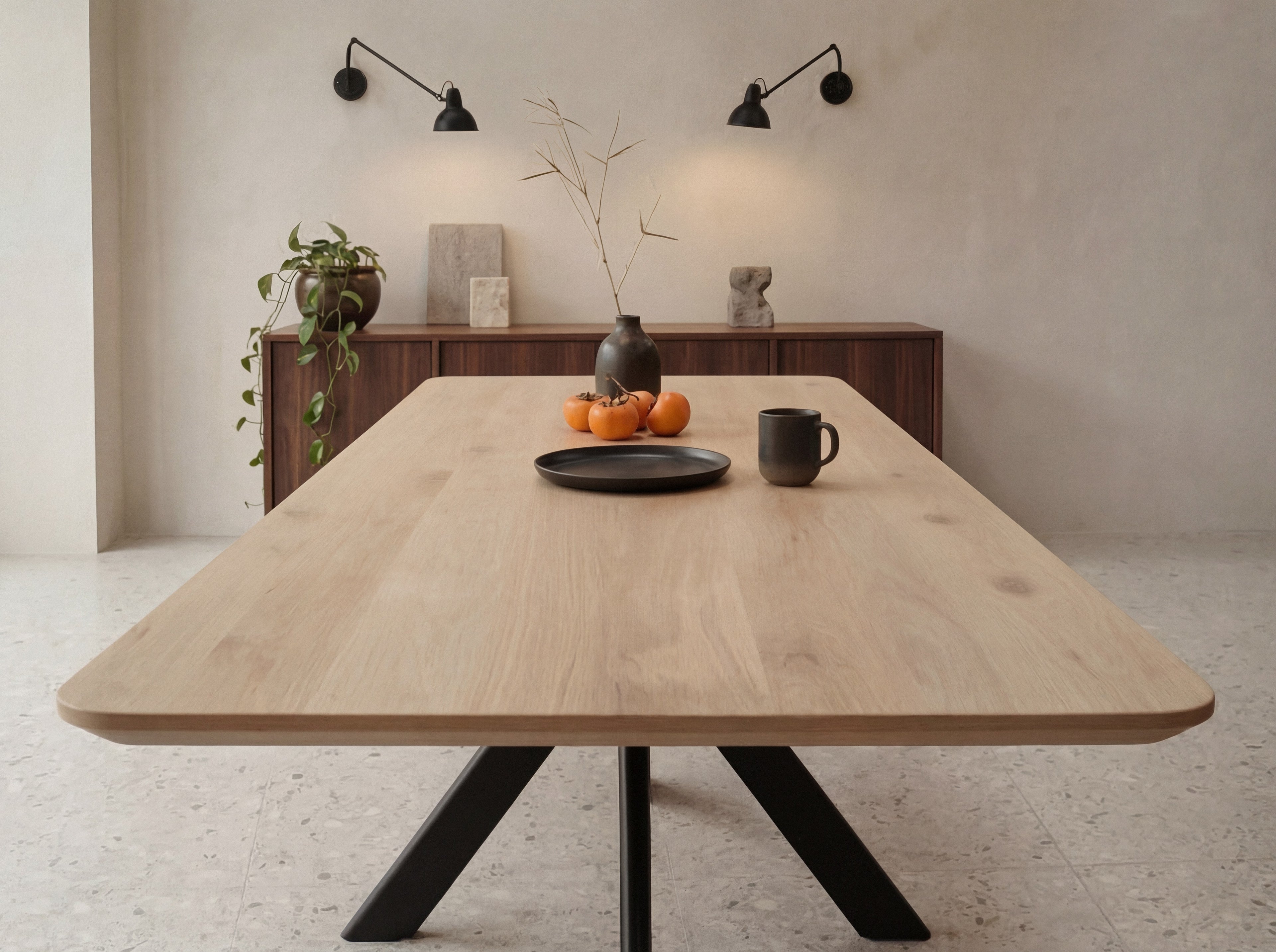Rechte eiken eettafel Nils ronde hoek