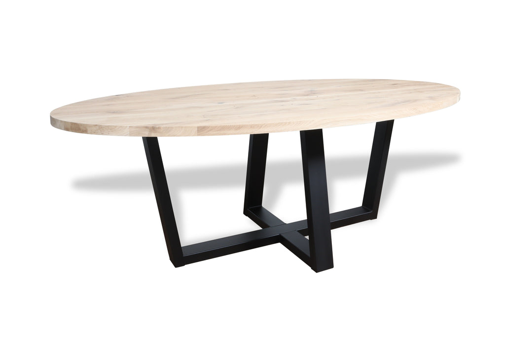 Ovale eiken eettafel Carson rechte rand