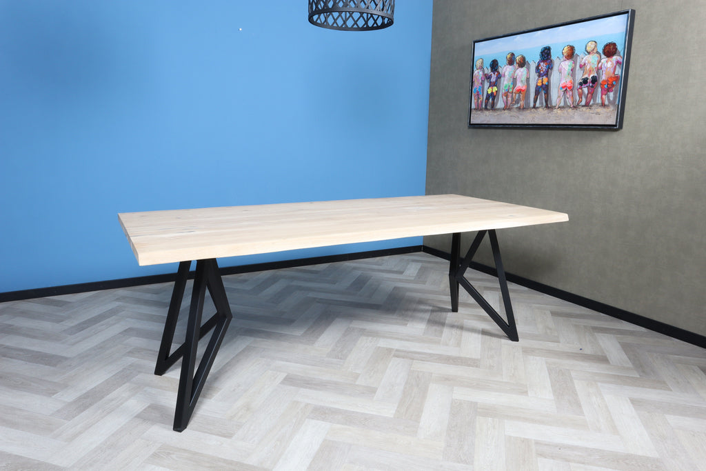Eiken boomstam eettafel Davin