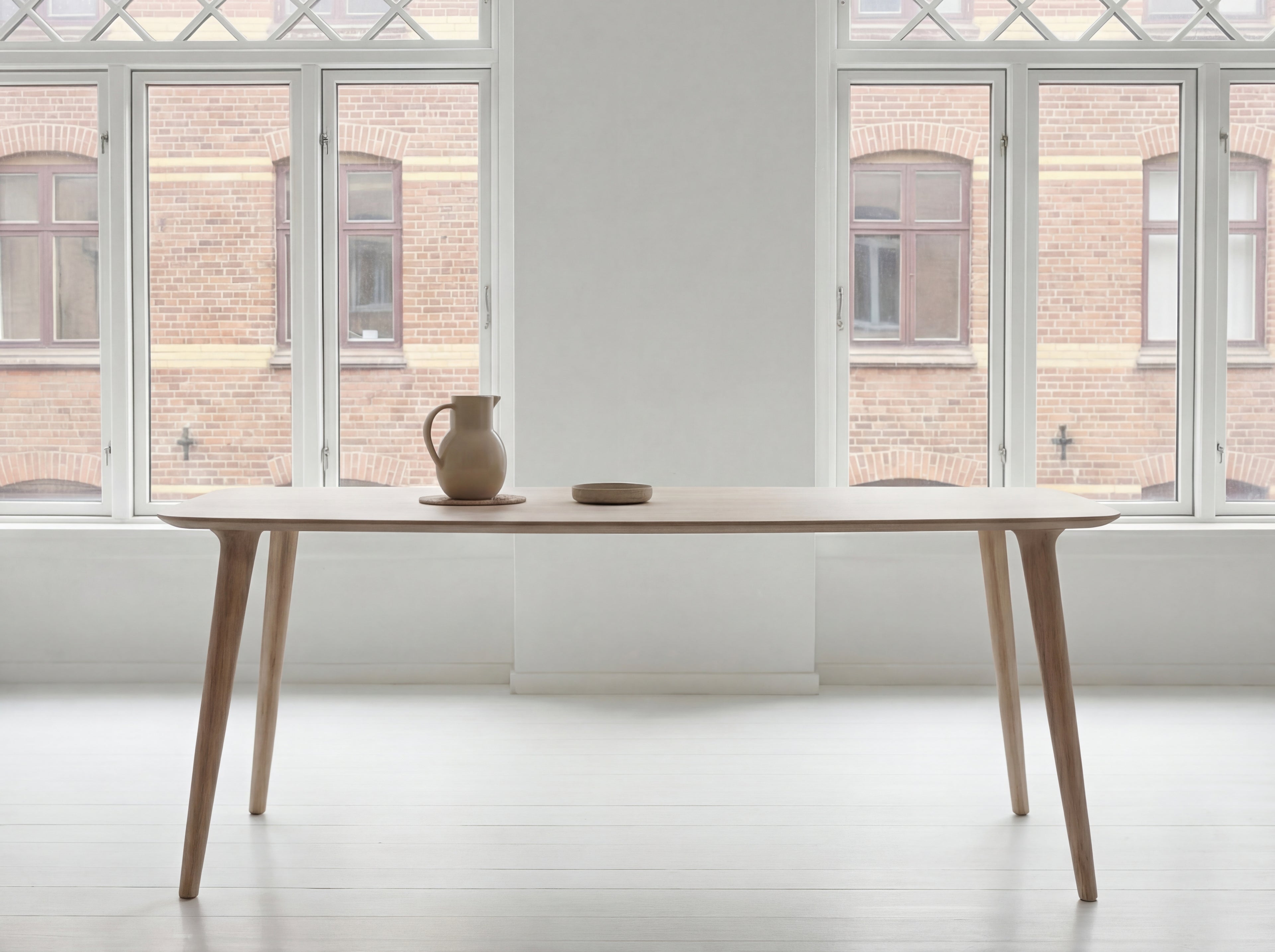 Deens ovale eiken eettafel Lova