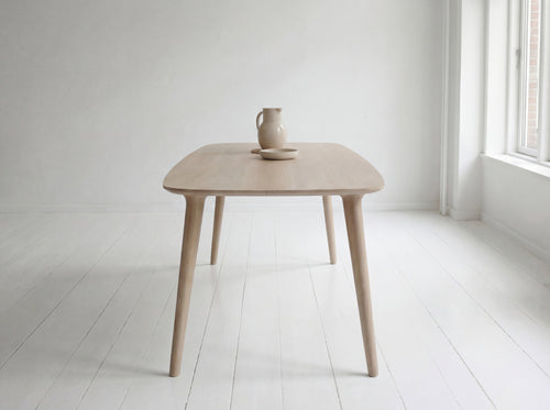 Deens ovale eiken eettafel Lova