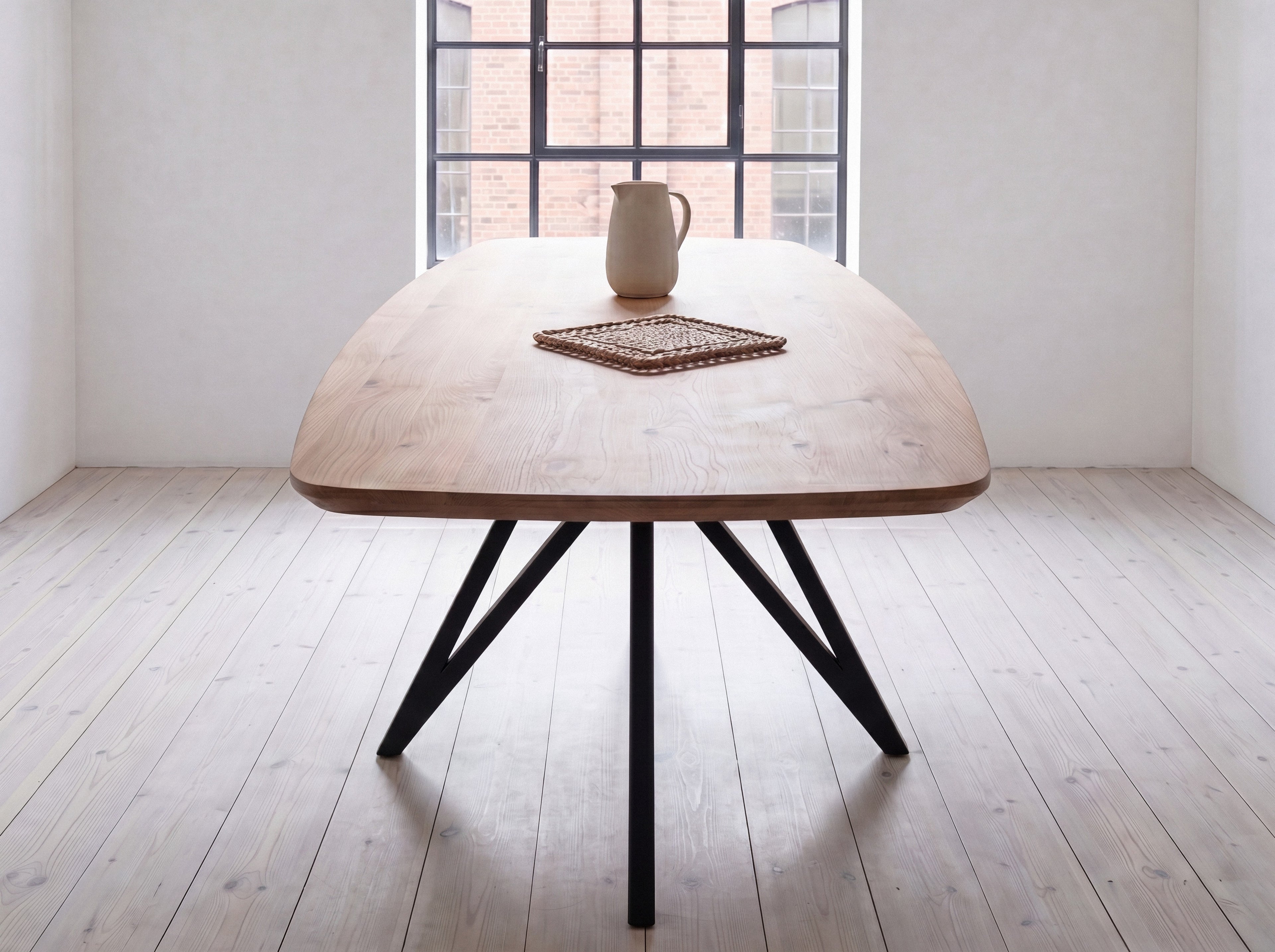 Deens ovale eiken eettafel Veslemoy