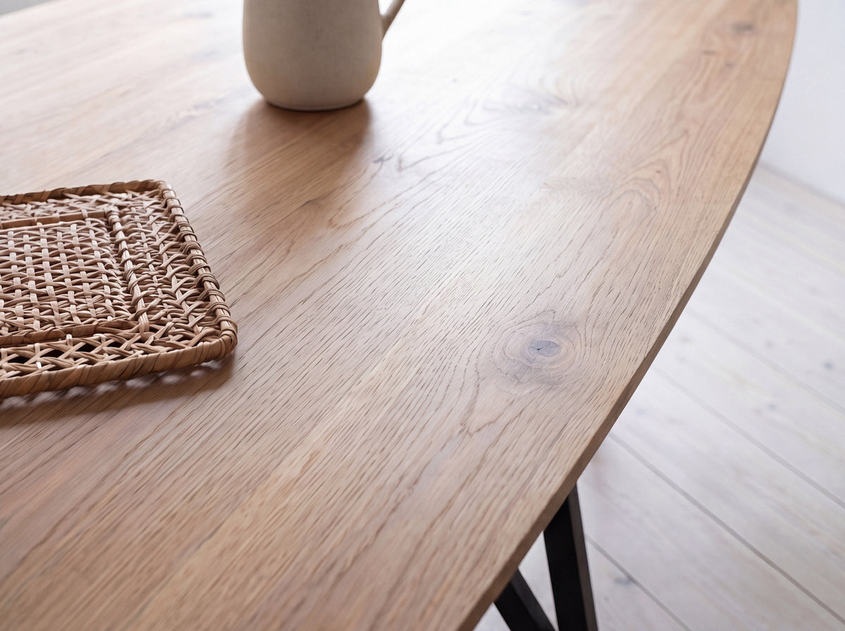 Deens ovale eiken eettafel Veslemoy