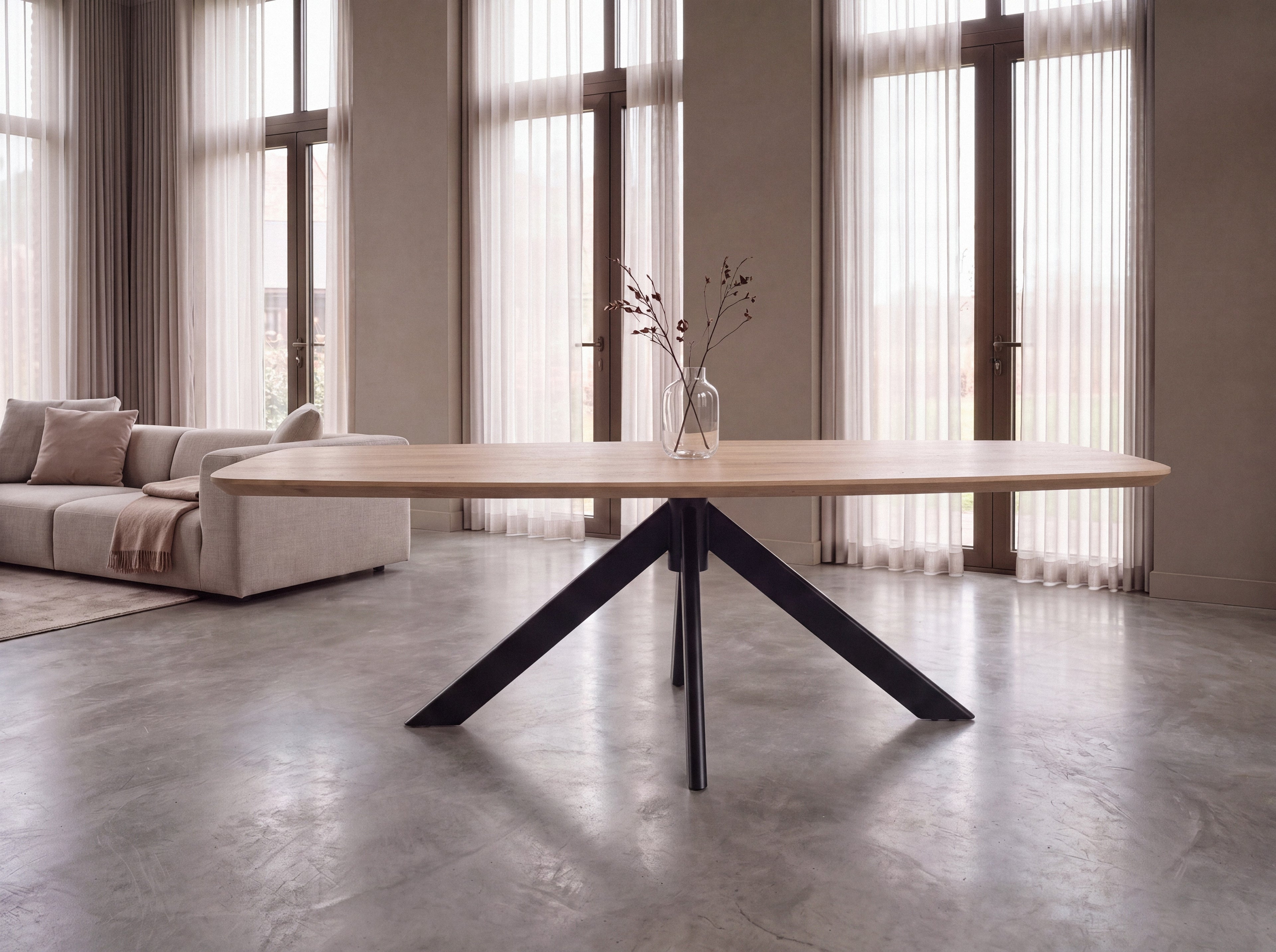 Deens ovale eiken eettafel Laure