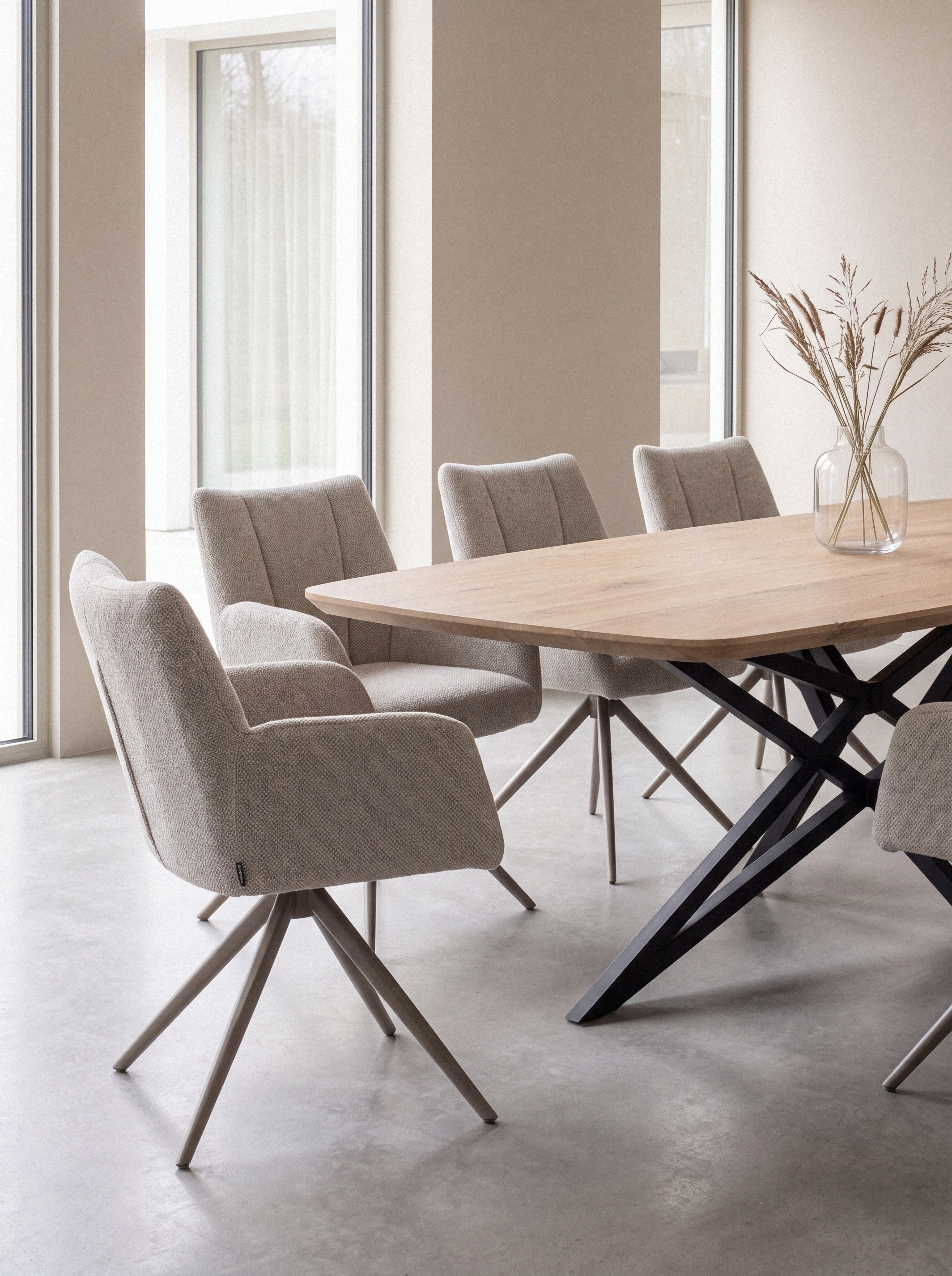Deens ovale eiken eettafel Merete