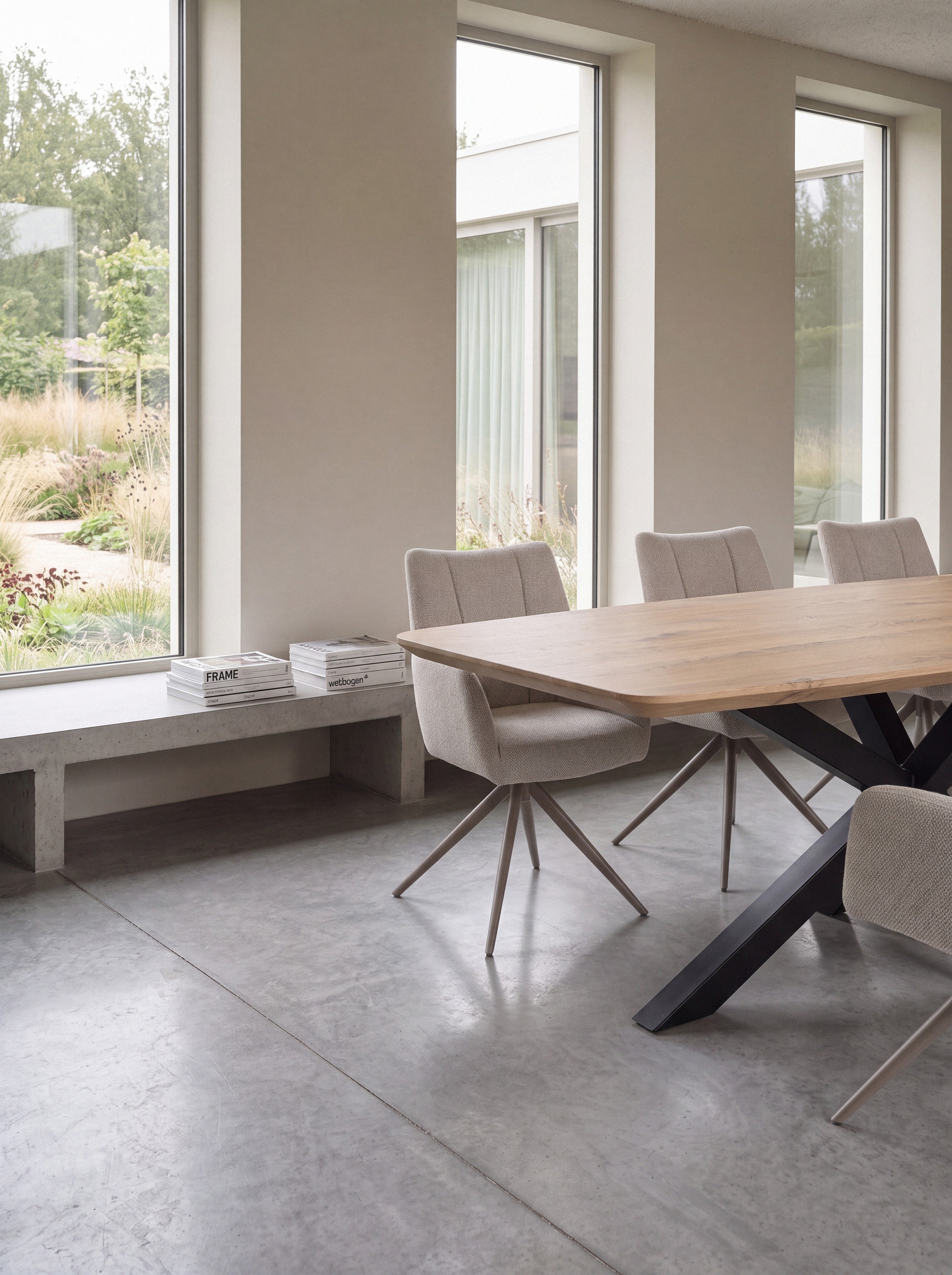 Deens ovale eiken eettafel Thora