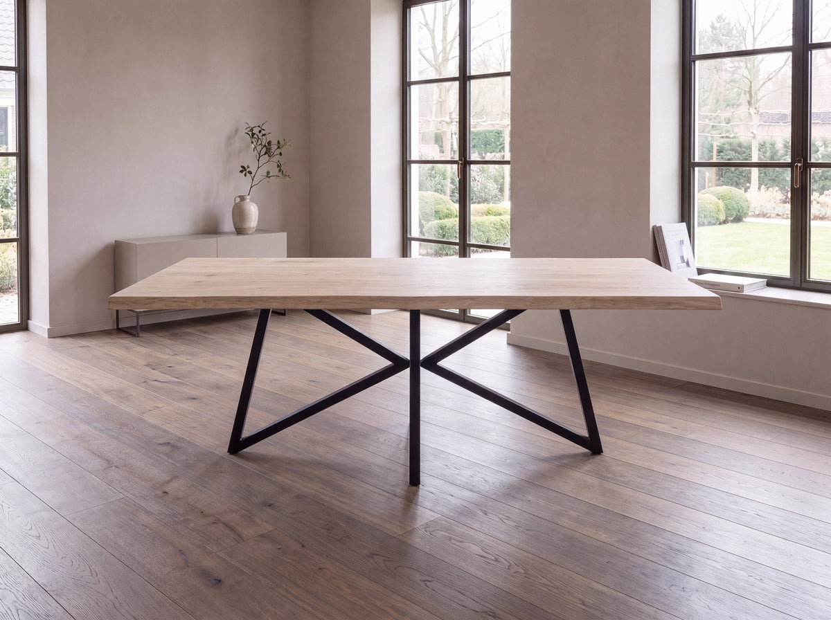 Eiken boomstam eettafel Hannah
