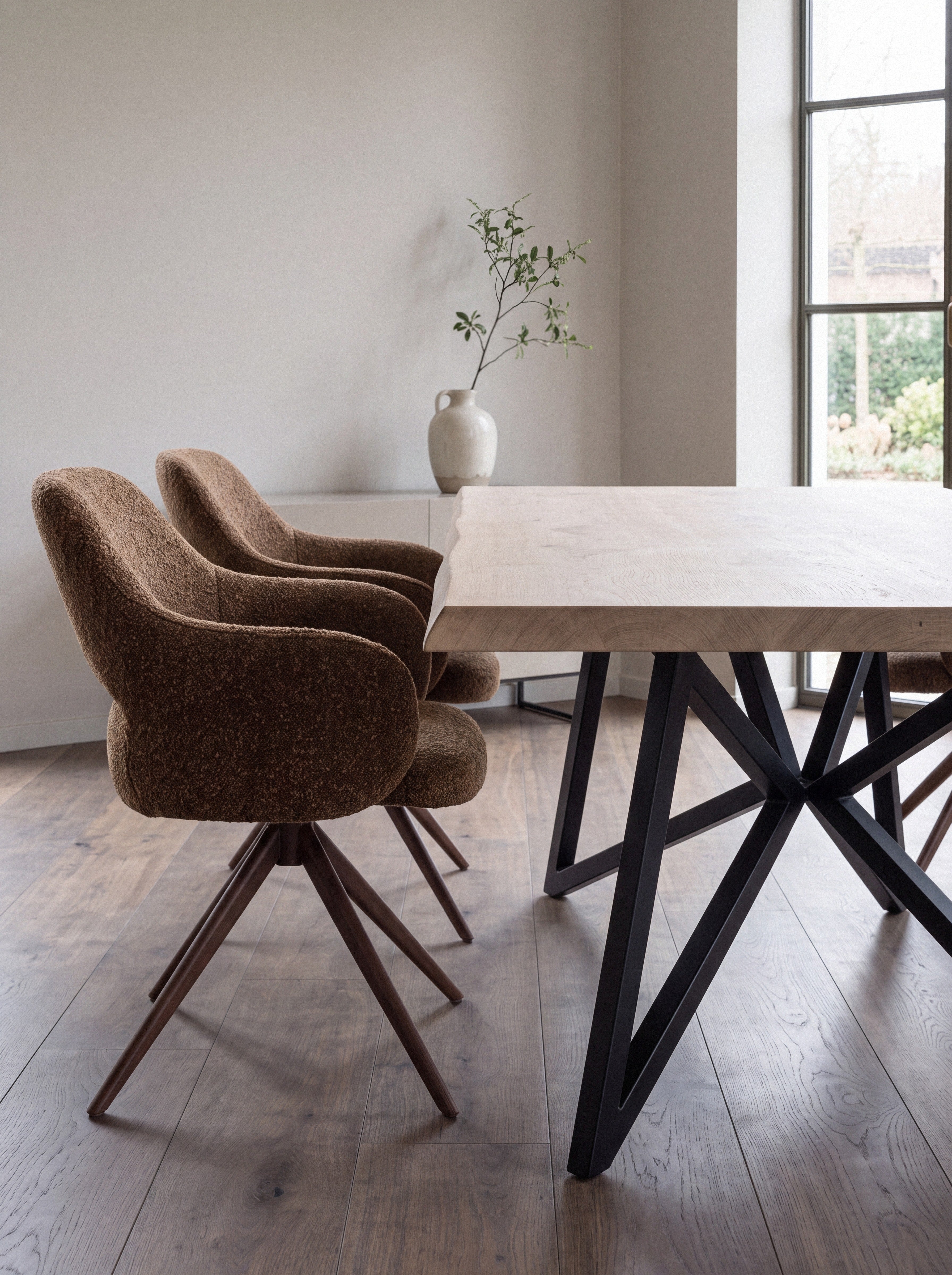 Eiken boomstam eettafel Hannah