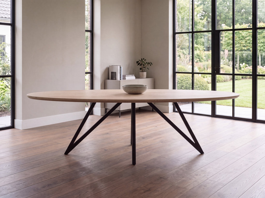 Ovale eiken eettafel Nissa
