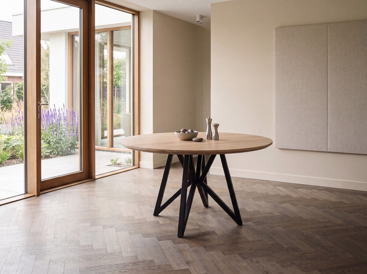 Eiken ronde eettafel Viggo