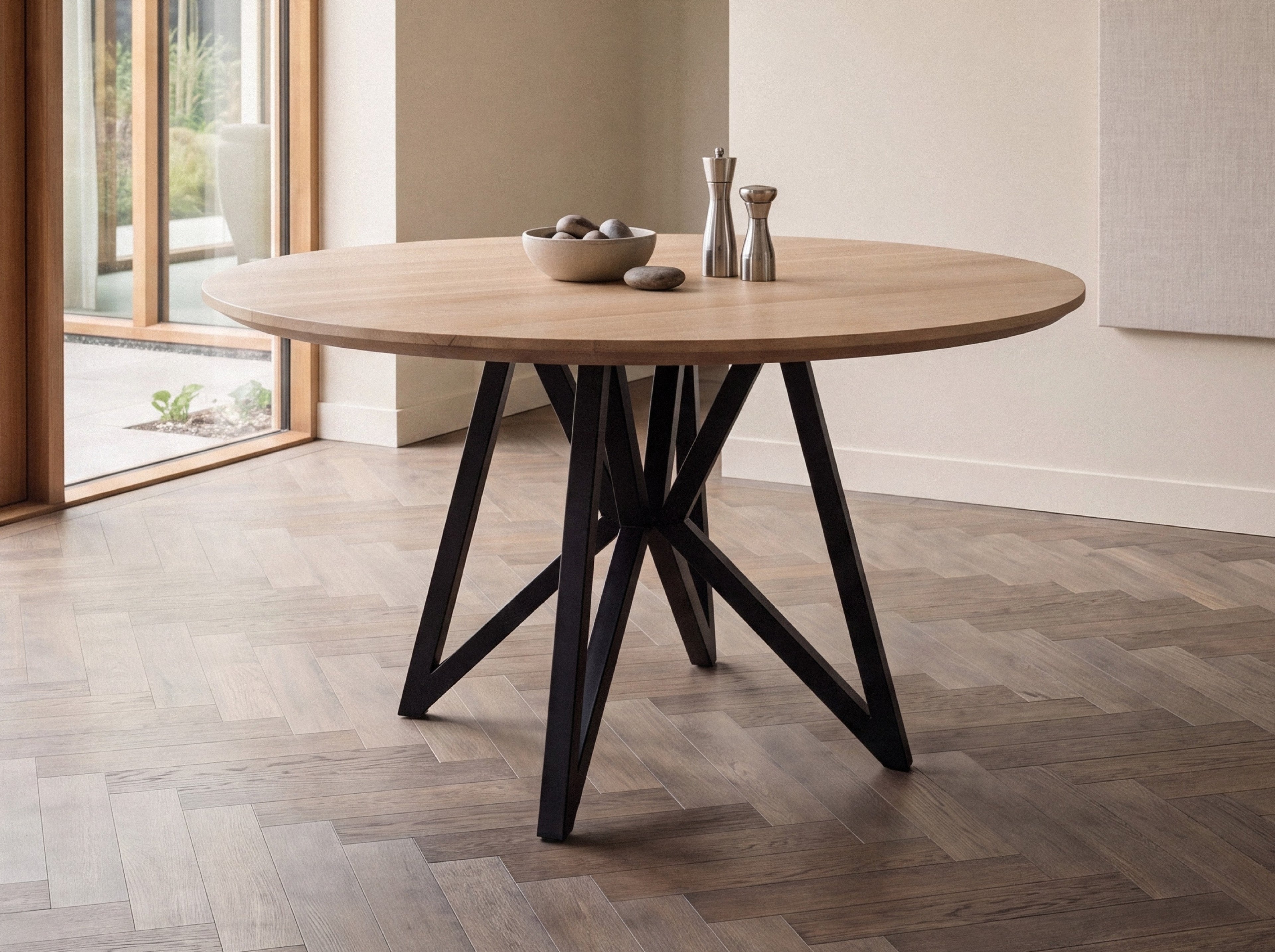 Eiken ronde eettafel Viggo