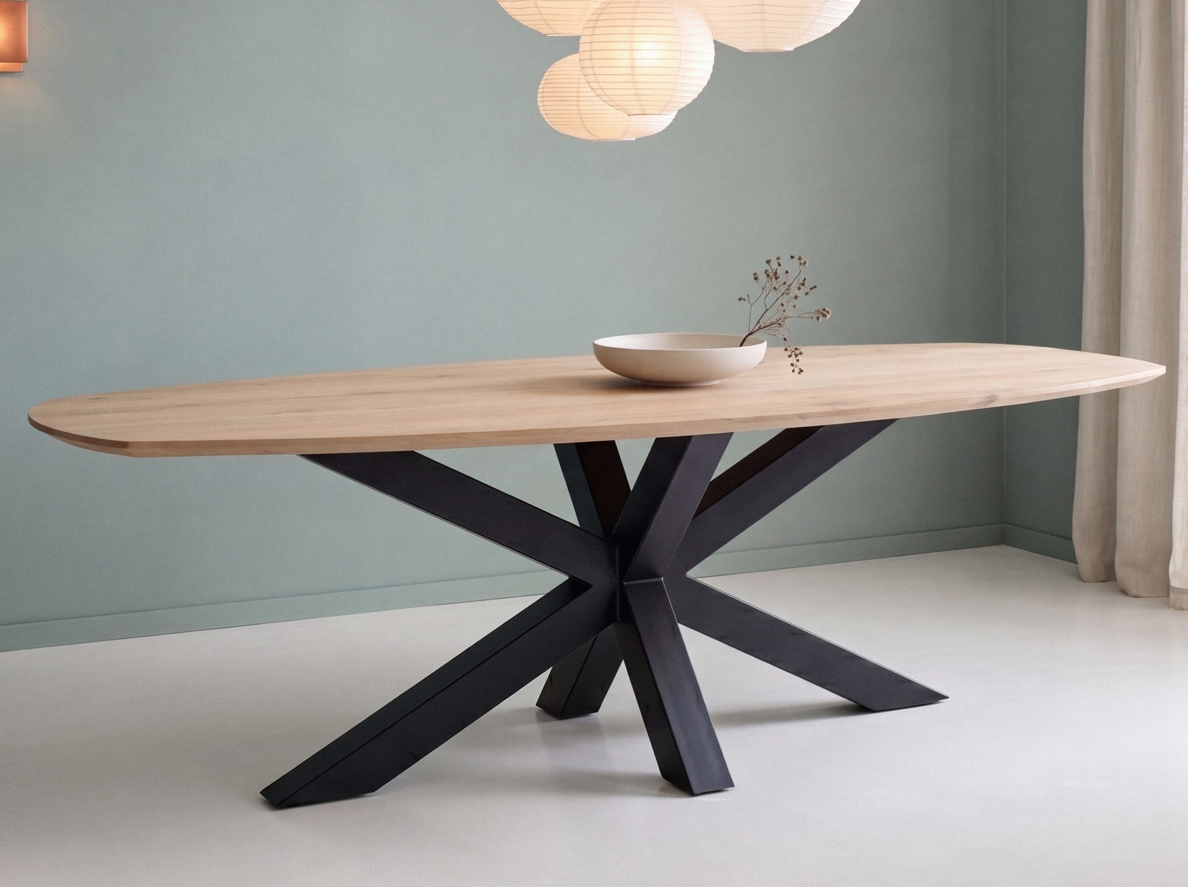 Zweeds ovale eiken eettafel Charlotta