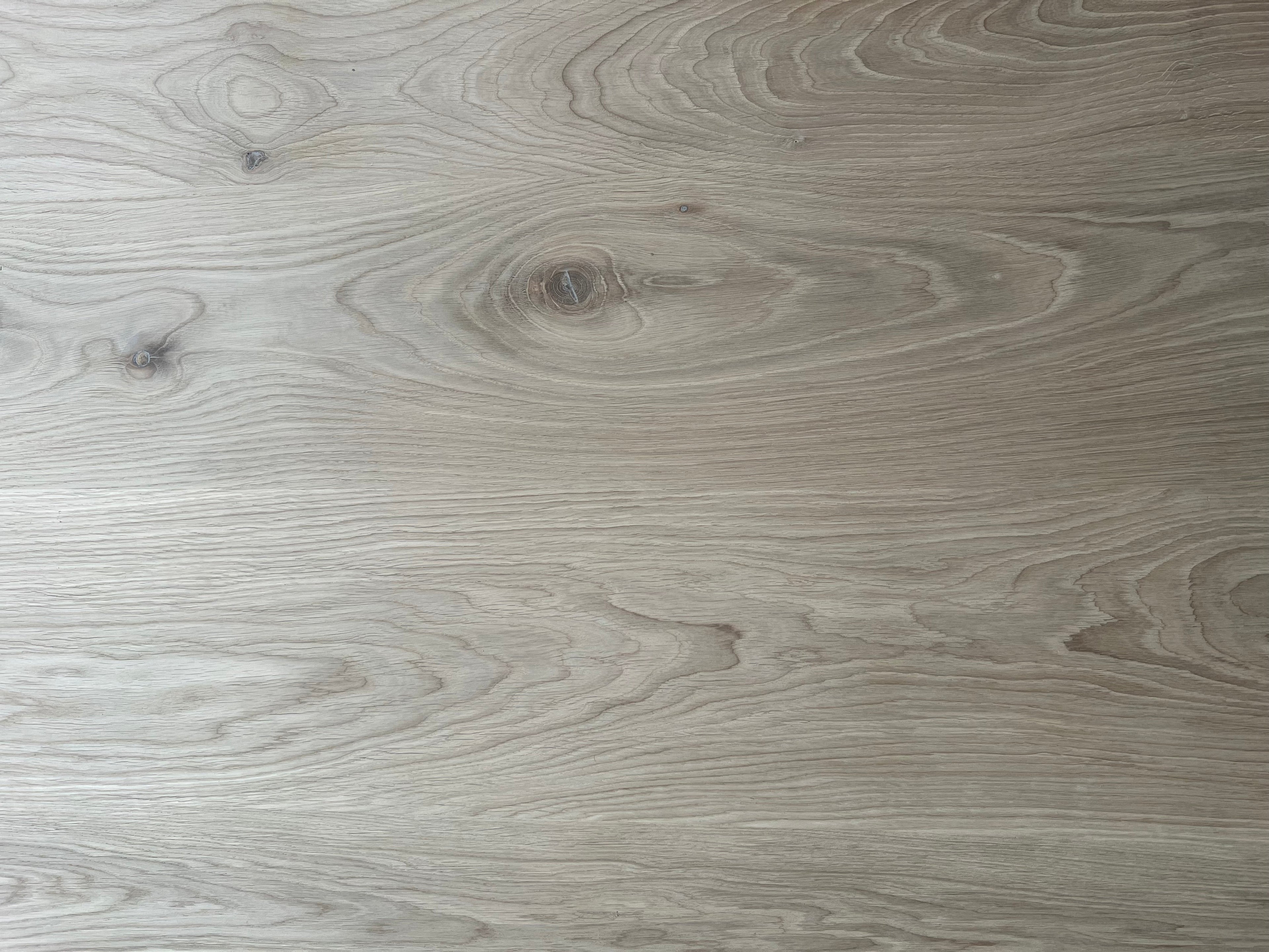 Ovale eiken eettafel Balder rechte rand