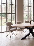 Plat ovale eiken eettafel Ella