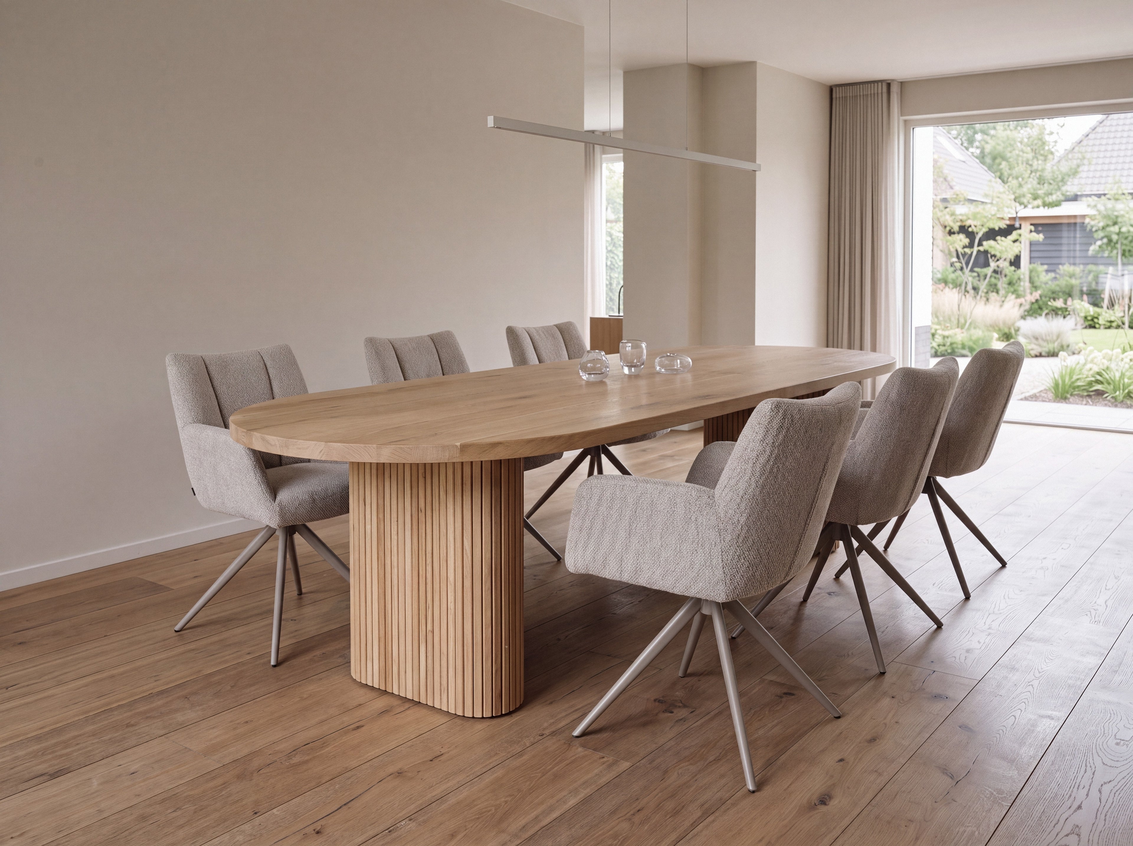 Plat ovale eiken eettafel Malin