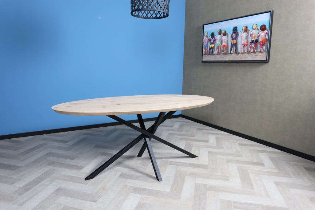Ovale eiken eettafel Tiril facet rand