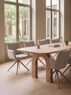 Deens ovale eiken vergadertafel Joona