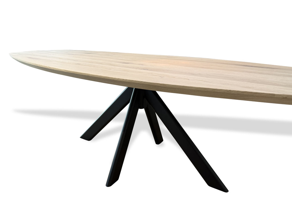 Zweeds ovale eiken eettafel Klara