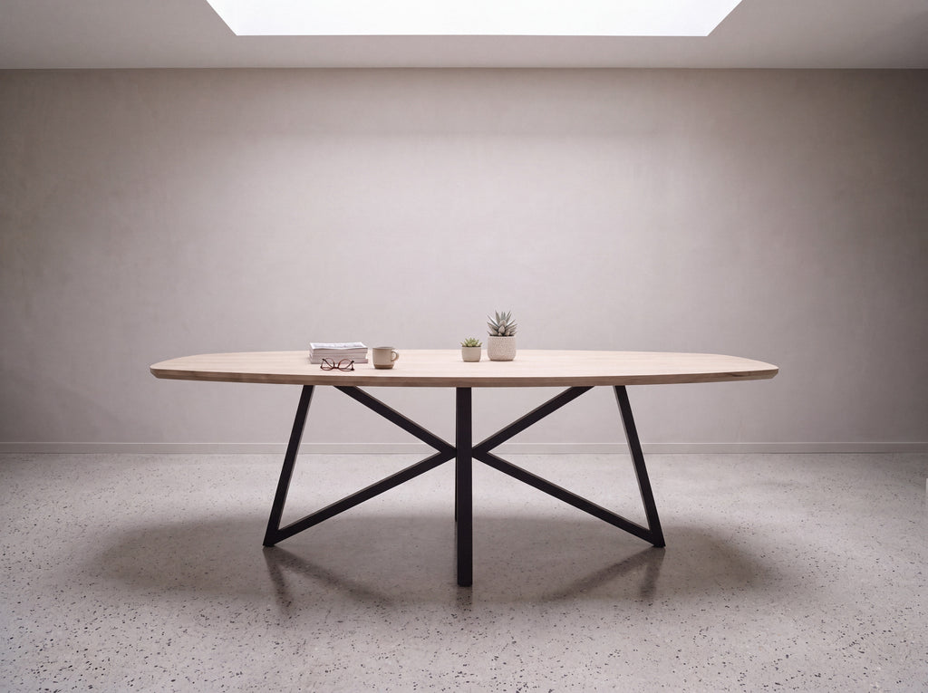 Zweeds ovale eiken eettafel Arnora