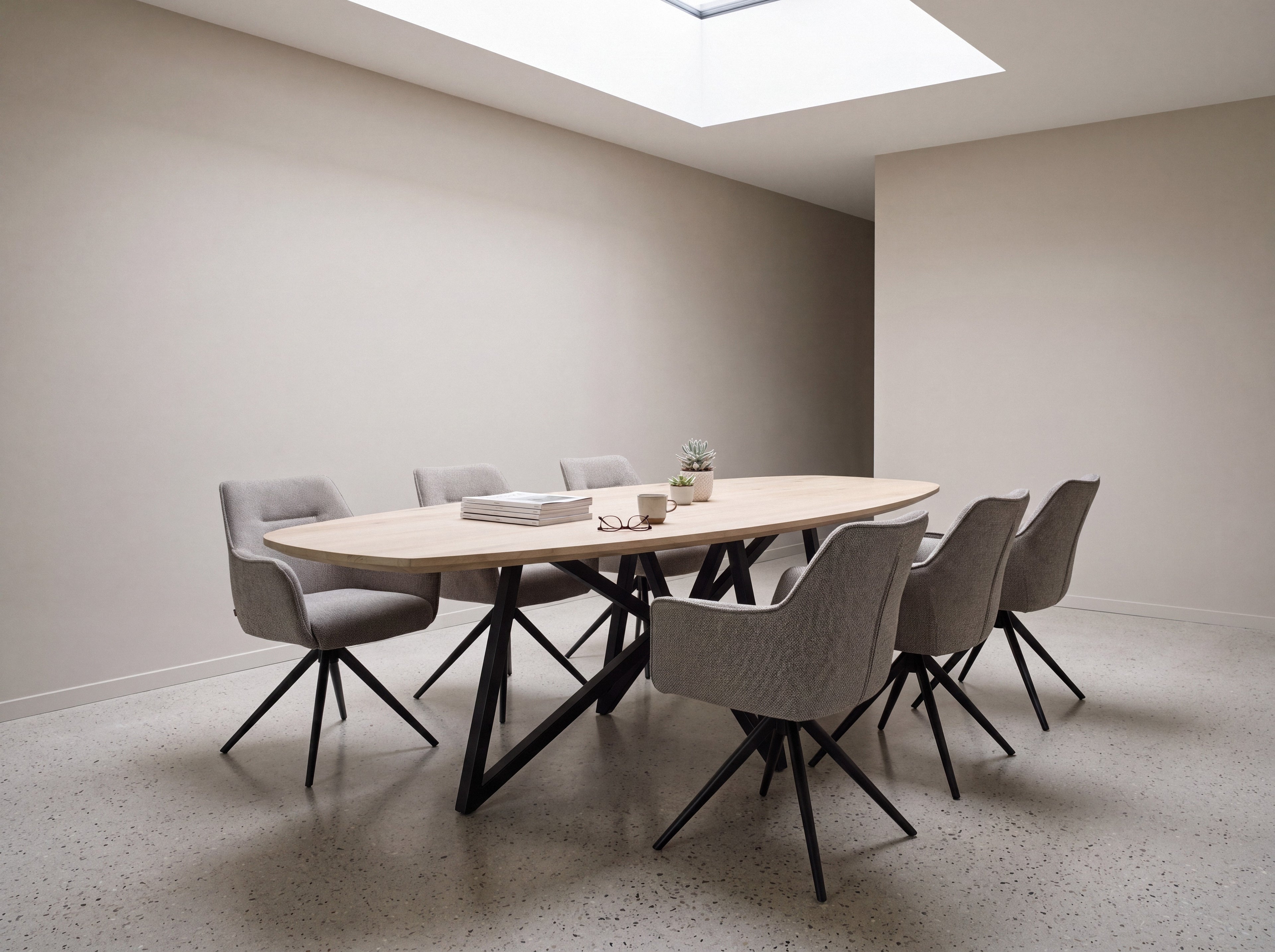 Zweeds ovale eiken eettafel Arnora