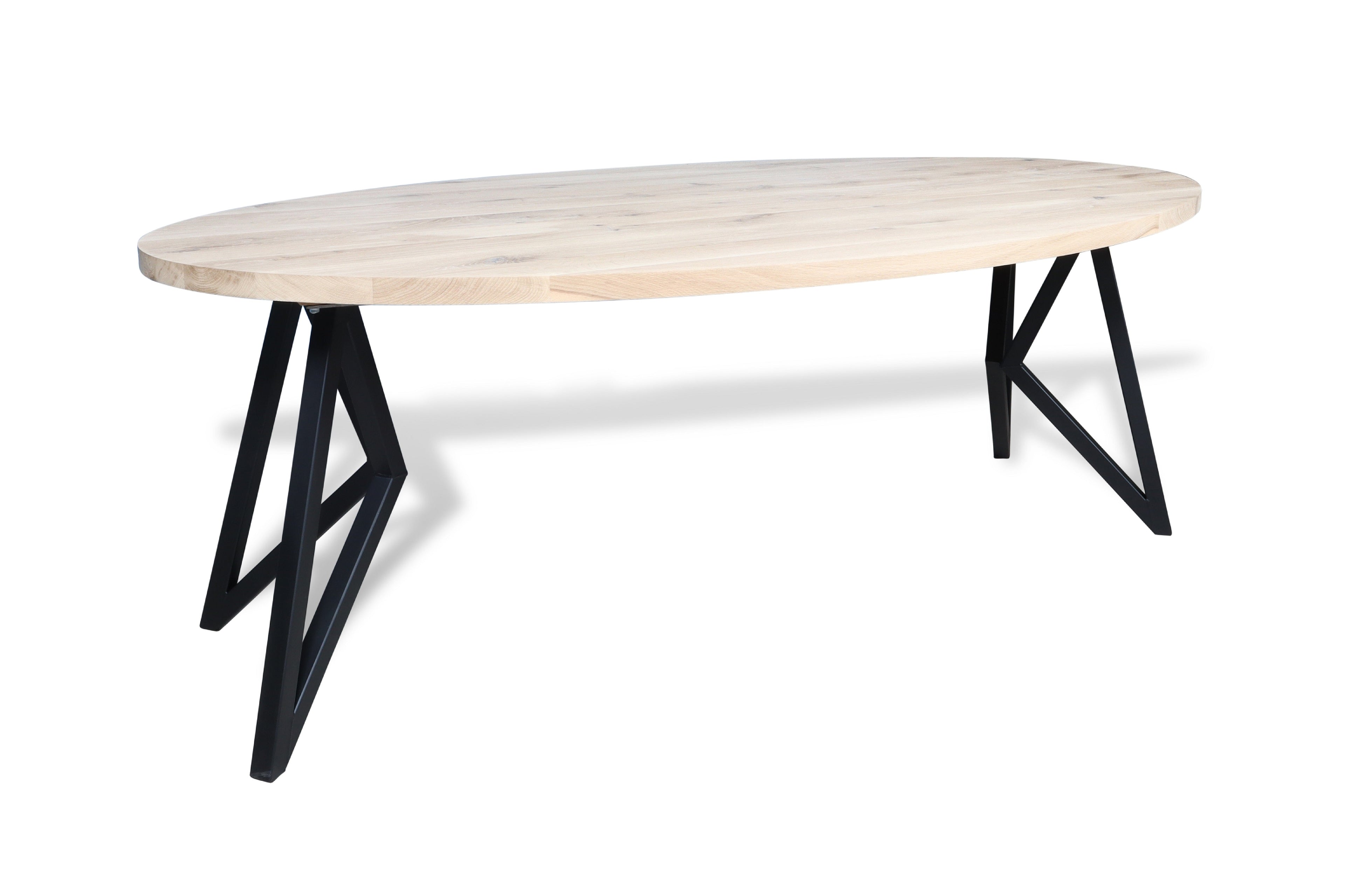 Ovale eiken eettafel Balder rechte rand