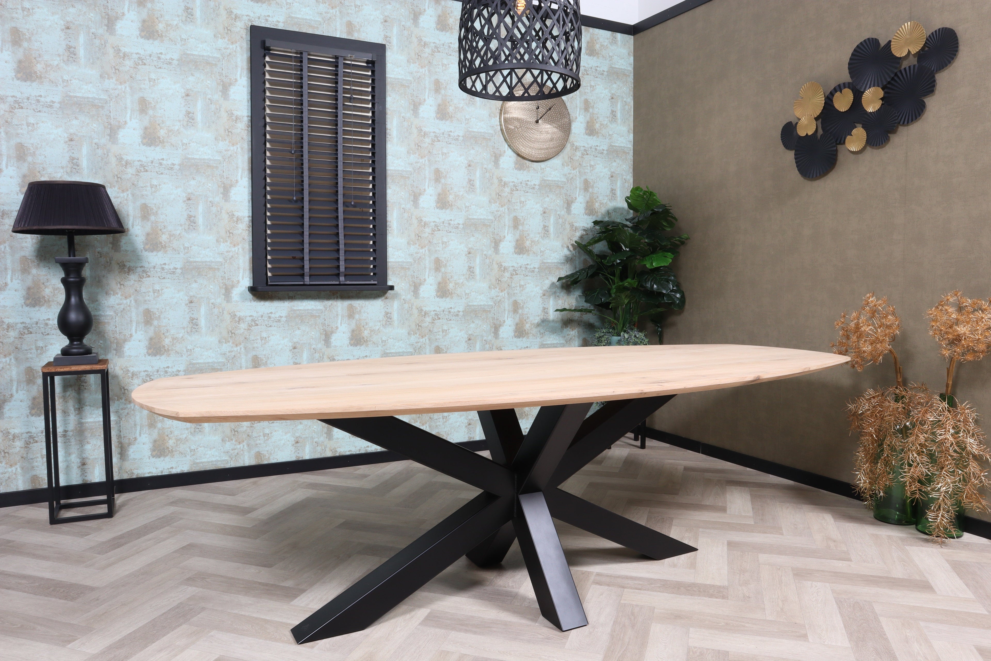 Zweeds ovale eiken eettafel Charlotta