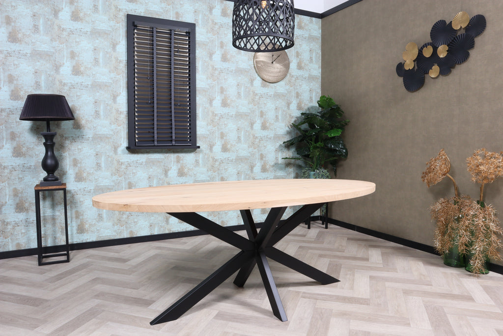 Ovale eiken eettafel Olaf rechte rand