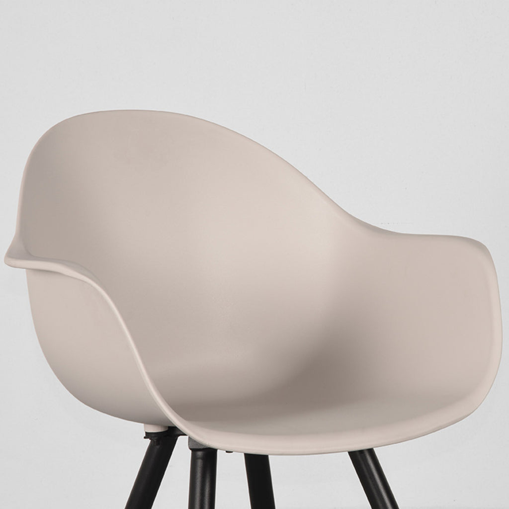 Eetkamerstoel Luca - Zand - PP - Zwart Metalen Frame