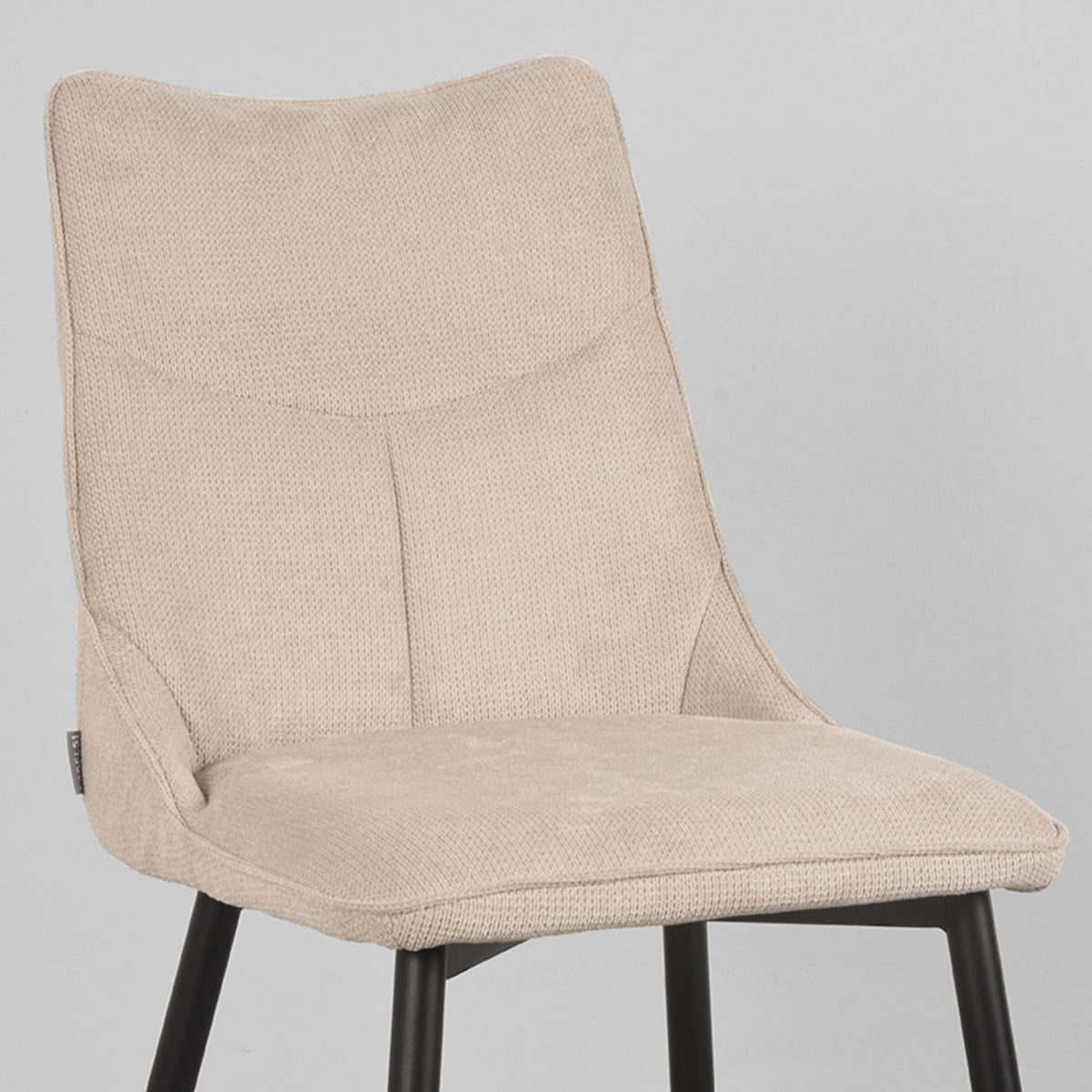 Eetkamerstoel Riv - Naturel - Cato - Zwart Metalen Frame