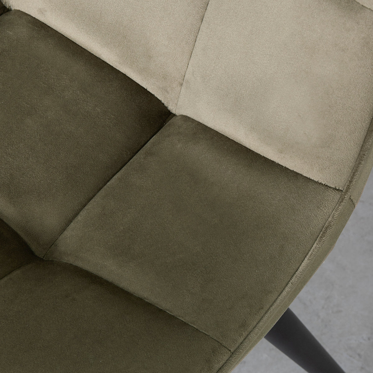 Eetkamerstoel Bistro - Hunter - Velvet - Zwart Metalen Frame