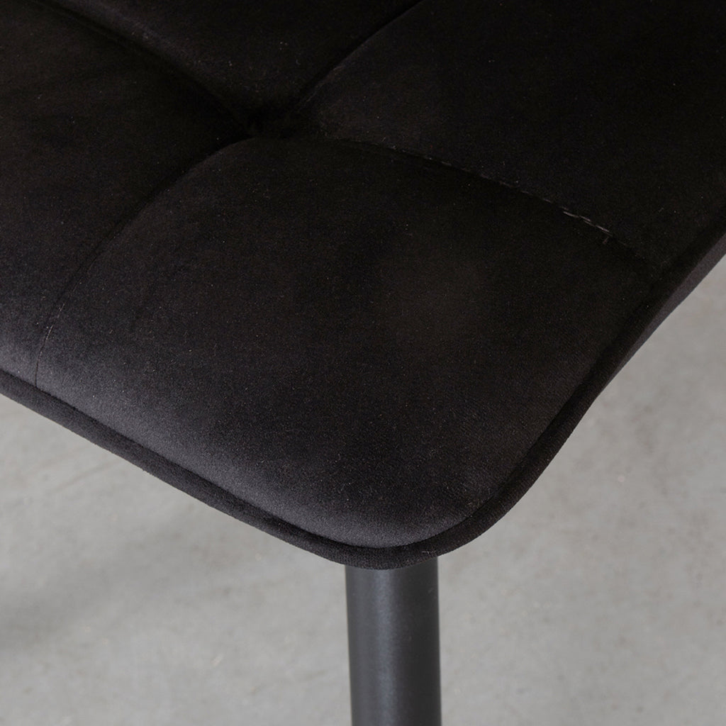 Eetkamerstoel Bistro - Zwart - Fluweel - Zwart Metalen Frame
