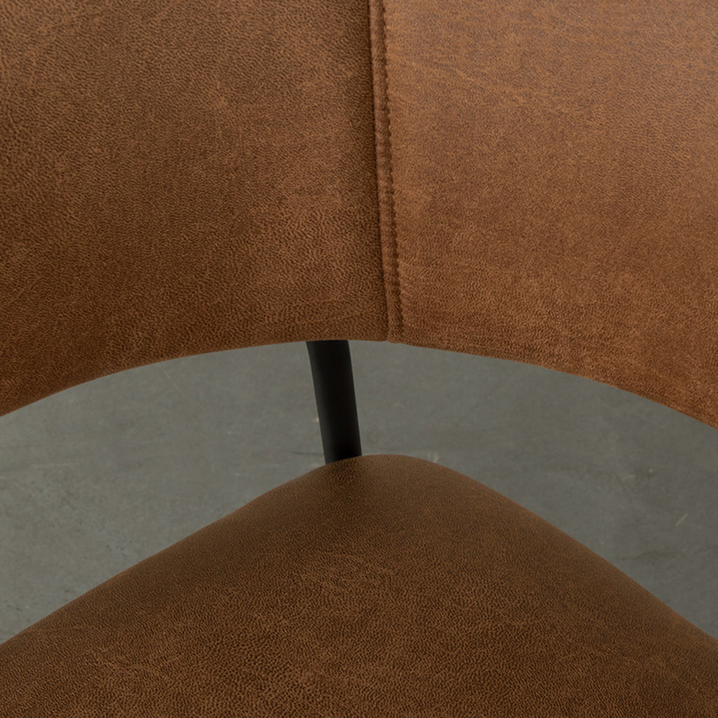 Eetkamerstoel Luuk - Cognac - Micro Suede - Zwart Metalen Frame
