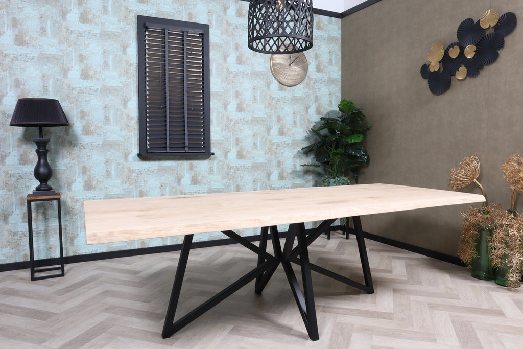 Eiken boomstam eettafel Hannah